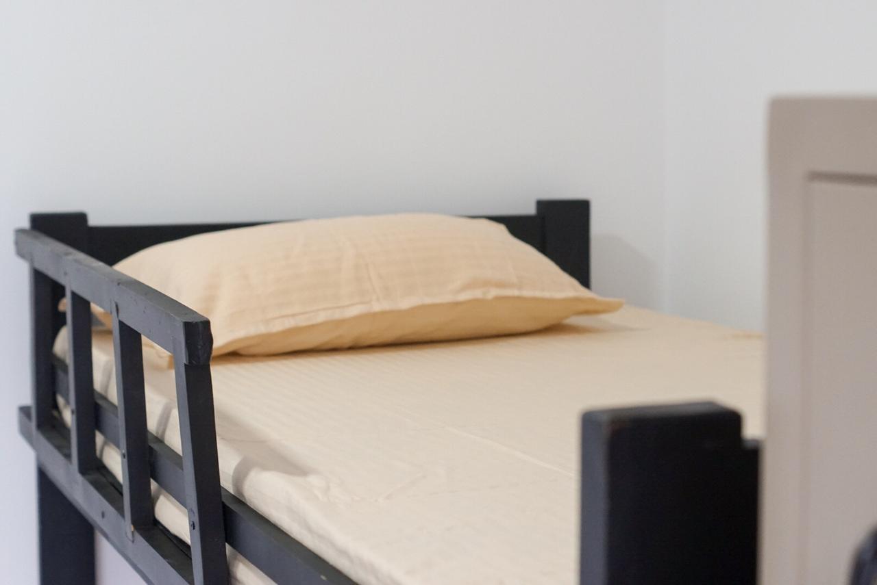 White Rose Hostel Канди Экстерьер фото