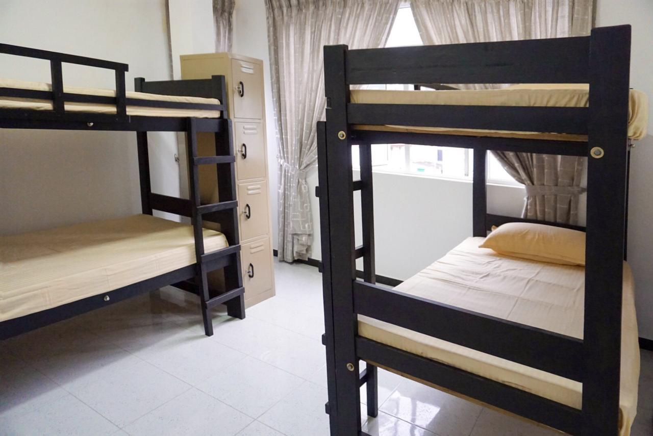 White Rose Hostel Канди Экстерьер фото