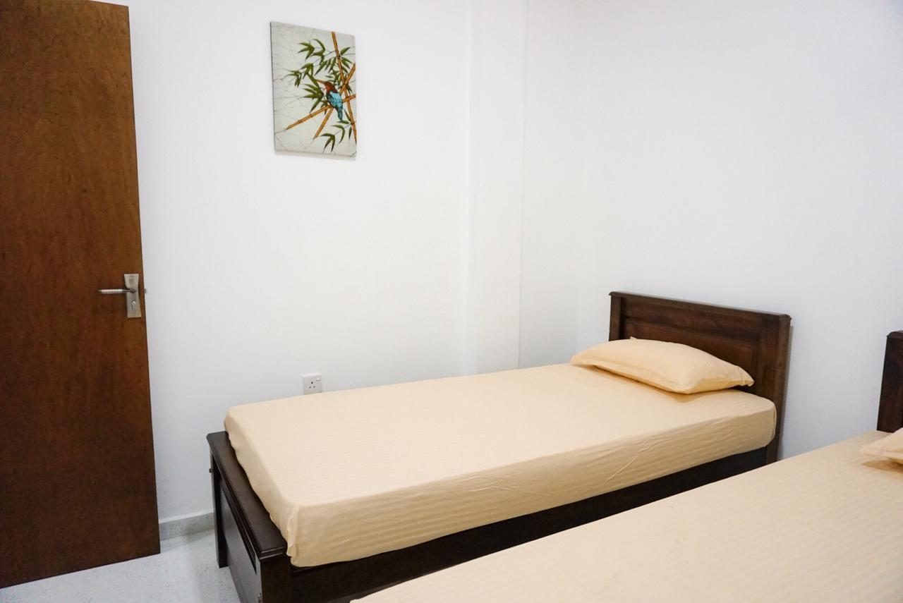 White Rose Hostel Канди Экстерьер фото